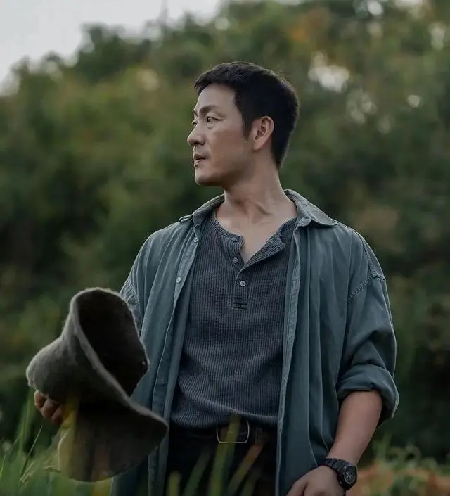 《稻草人》改编华城连环杀人案未解悬案，真凶伏法后新疑云浮现 _ 剧照