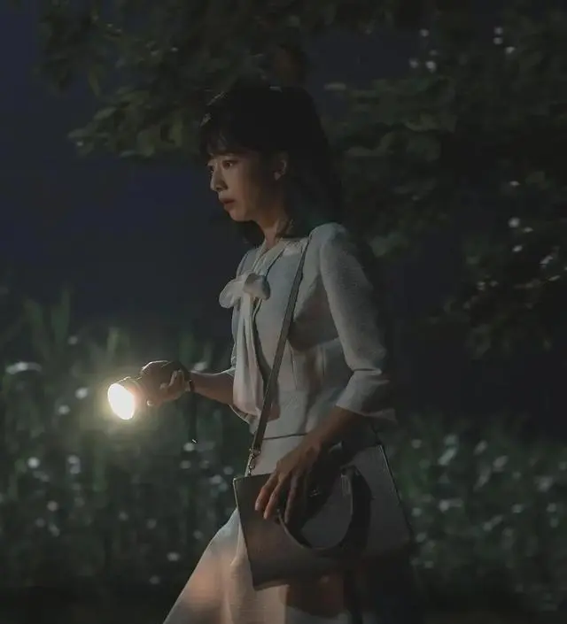 《稻草人》改编华城连环杀人案未解悬案，真凶伏法后新疑云浮现 _ 资料图