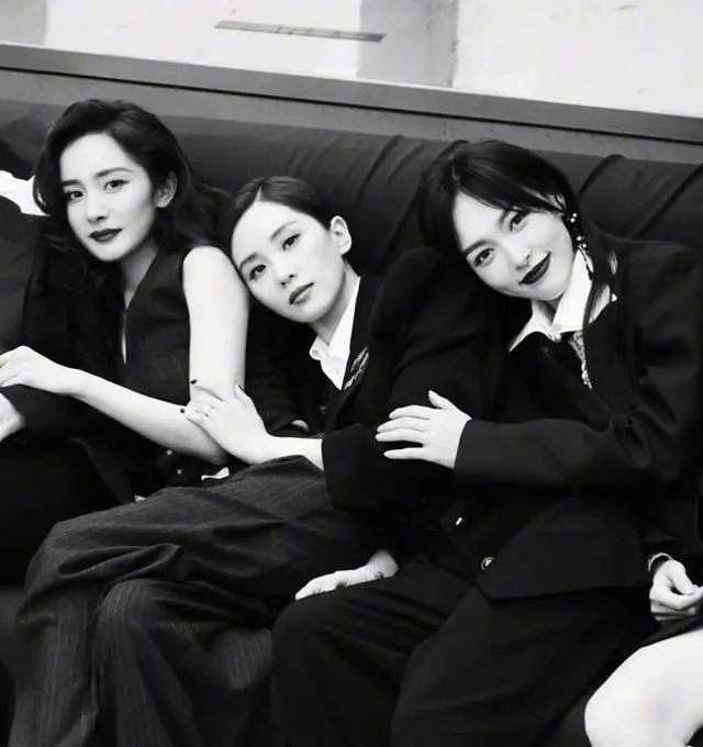 辛芷蕾威尼斯封后杨紫三剧破收视赵丽颖入围戛纳周冬雨洛迦诺提名 _ 剧照