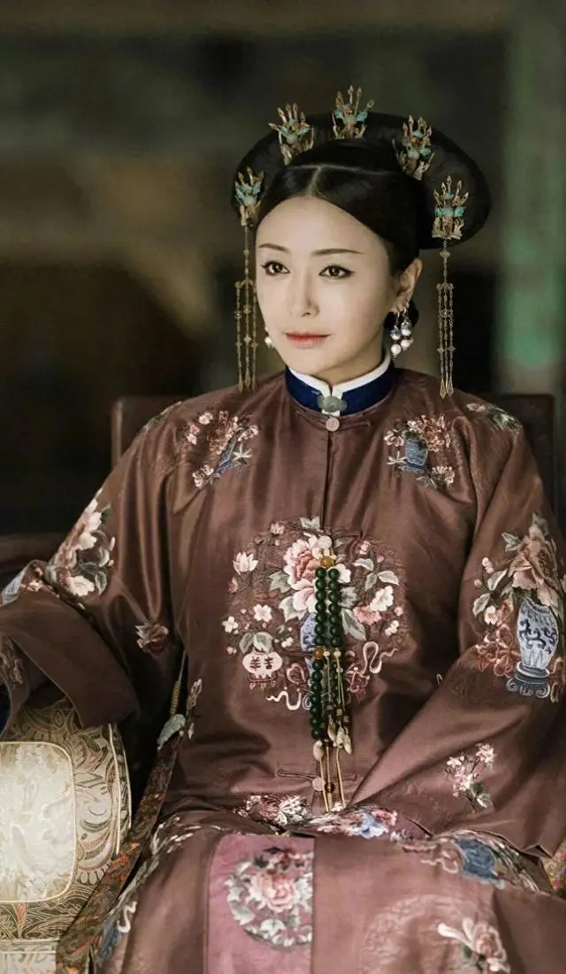 秦岚五部代表作梳理：从《大唐情史》武则天到《关于唐医生的一切》唐佳瑜 _ 海报
